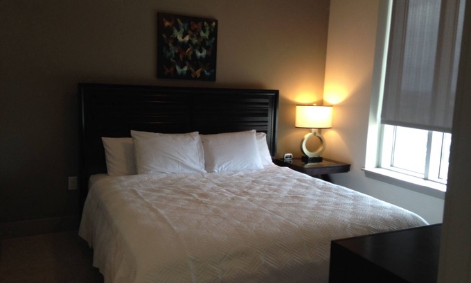 Uptown Apartment | 1 Bedroom - Post Oak Luxury High-rise - 1750 Sky Lark Ln, Houston, TX 77056