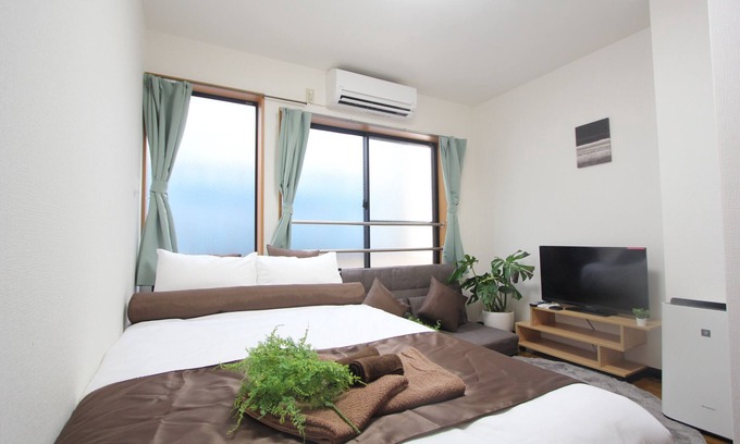 Nakano Apartment | 1 min walk from Nogata station, Nakano-ku, Tokyo/Direct access to Shinjuku/Rent a whole apartment in a shopping street/Free Poket WIFI/Sleeps 4