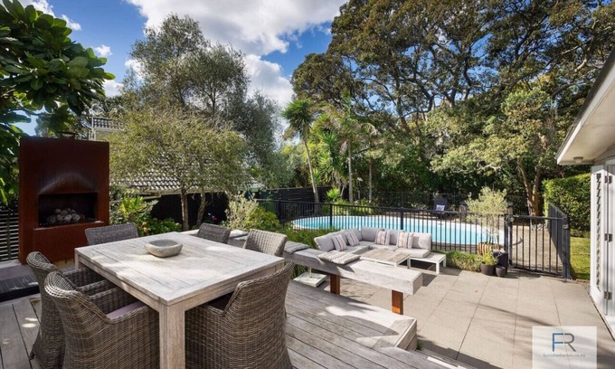 Auckland Apartment | 1 Worcester Road, Meadowbank