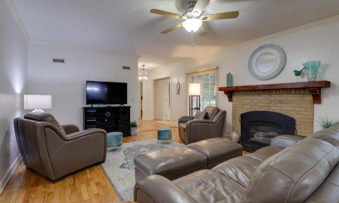 Jay House | 10 Mi to Grand Lake Home with Game Room in Jay!