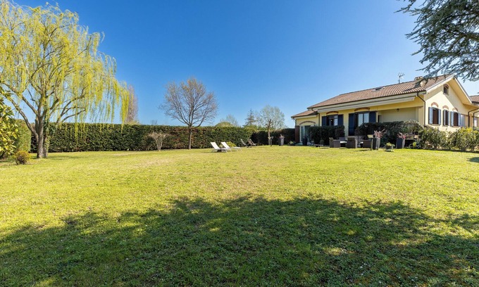 Rimini House | 10 minutes from the beach, strategically located "Villa il Castellaccio"