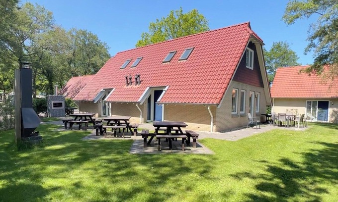 Westerbork House | 10-Person Comfort Villa
