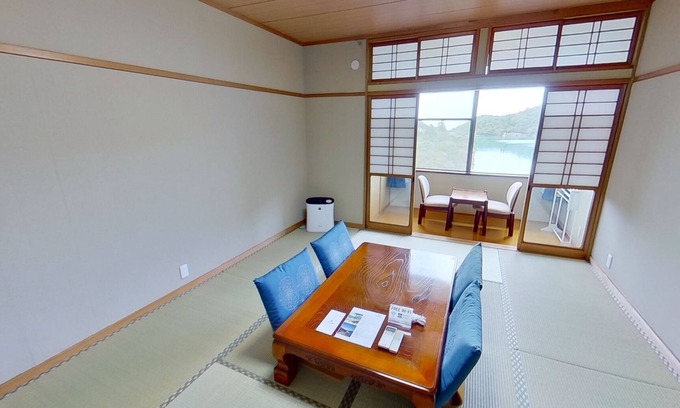 Unzen Hotel | 10 tatami Japanesestyle room lakeside view stay without meals no smoke/Unzen Nagasaki