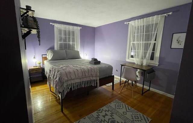 The Lanes House | #18 Stylish Fancy Room in Hearth Of Waltham!