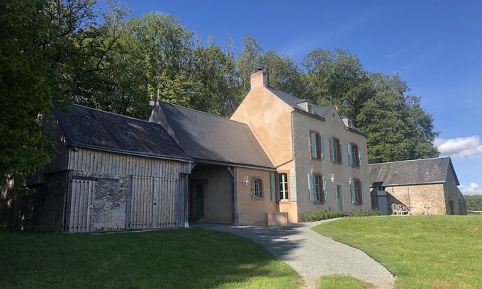 Rouesse-Vasse House | 19th century residence - Alpes Mancelles