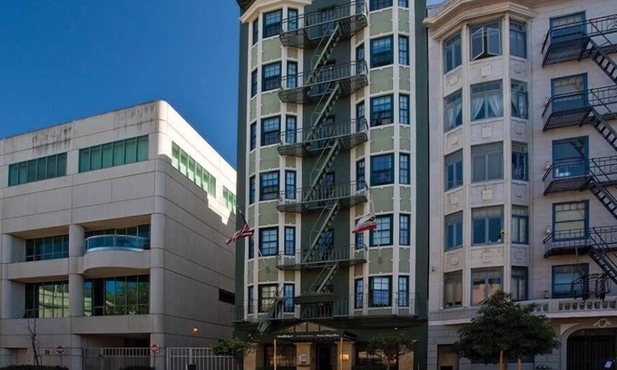 Fillmore District Condo | 1br Condo Performing Arts Venues Galore!