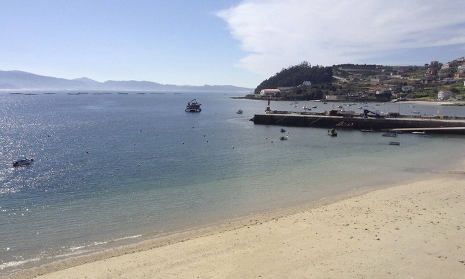 Raxo Apartment | 1st line of beach in Raxó 5 minutes from Sanxenxo