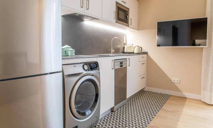 Collblanc y La Torrassa Apartment | 2.1 New & comfortable apartment by Barcelona Touch Apartments