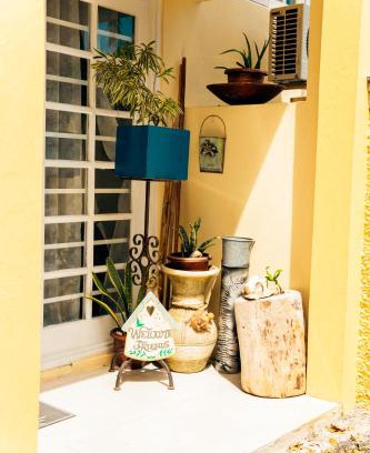 Constant Spring Apartment | 2,3 or 4 Bd townhouse overlooking Kingston