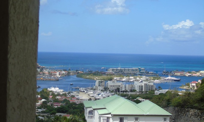 Cole Bay Apartment | 2 bed-rooms apt at Cole Bay with fantastic view