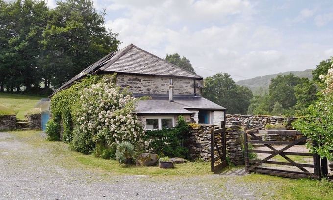 Gwynedd- Snowdonia Cottage | 2 bedroom accommodation in Betws-y-Coed