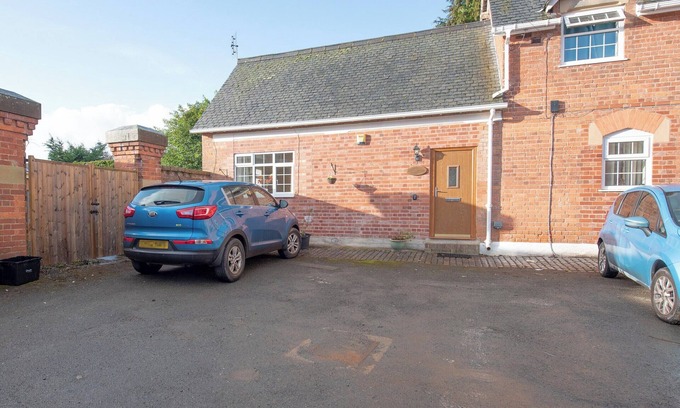 Longford Cottage | 2 bedroom accommodation in Oswestry