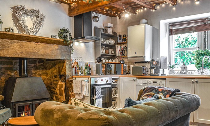 Colne Cottage | 2 bedroom accommodation in Colne