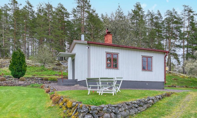 Gamleby House | 2 bedroom amazing home in Odensvi