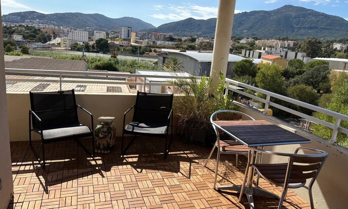 Mezzavia Apartment | 2-BEDROOM APARTMENT AT THE ENTRANCE TO AJACCIO