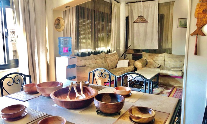 Heliopolis Apartment | 2-bedroom apartment close to the airport in Heliopolis with WiFi, AC