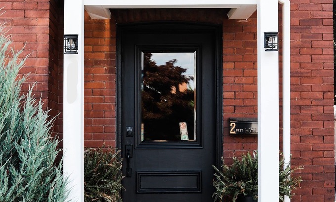 Brantford Apartment | 2 Bedroom Eclectic Apartment (The Copper Flat) with so much character!