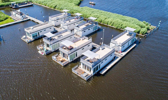 Municipality of Aalsmeer Boat Rental | 2 bedroom lovely ship in Aalsmeer