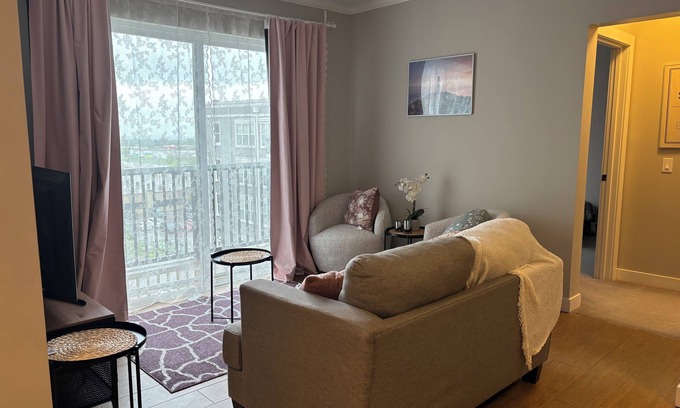 West Chester Apartment | 2-bedroom luxury apartment in marvelous Liberty cTownship with AC, fitness room