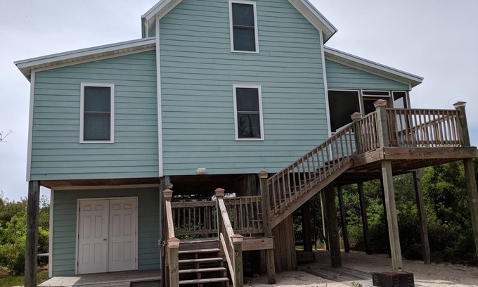 Cedar Island House | 2 Bedroom, second row beach cottage .