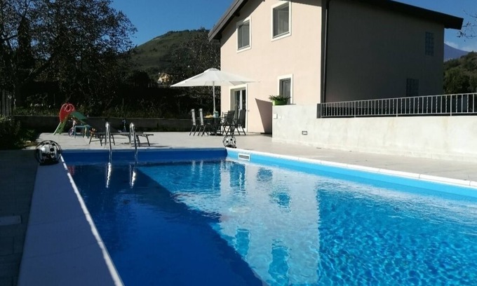 Lavinaio-Monterosso Villa | 2 Bedroom Villa in Monterosso