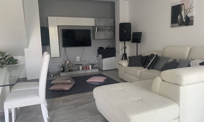 Ragalna Villa | 2 Bedroom Villa in Ragalna