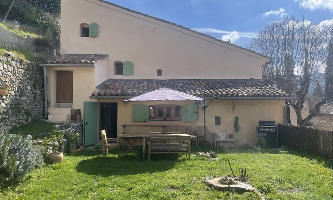 Signes House | 2 Bedrooms Private Vacation Home In Signes