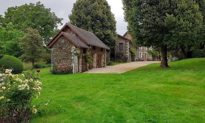 Noblat Cottage | 2 Maisons Indépendantes Pour 5 Personnes