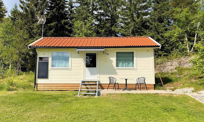 Fargelanda Municipality House | 2 person holiday home in FÄRGELANDA-By Traum