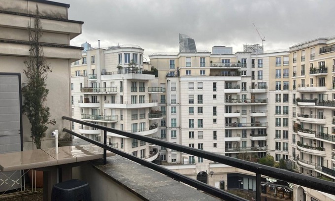 La Garenne-Colombes Apartment | 2 Pièces Proche Transports, 20min de Paris