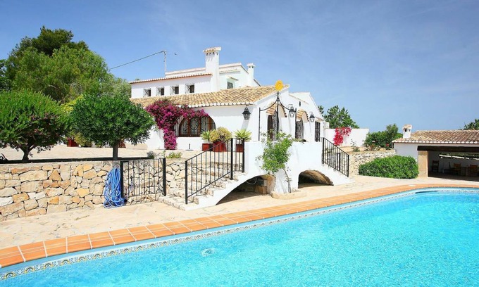 Fustera Villa | 200 m² Villa ∙ 5 bedrooms ∙ 10 guests