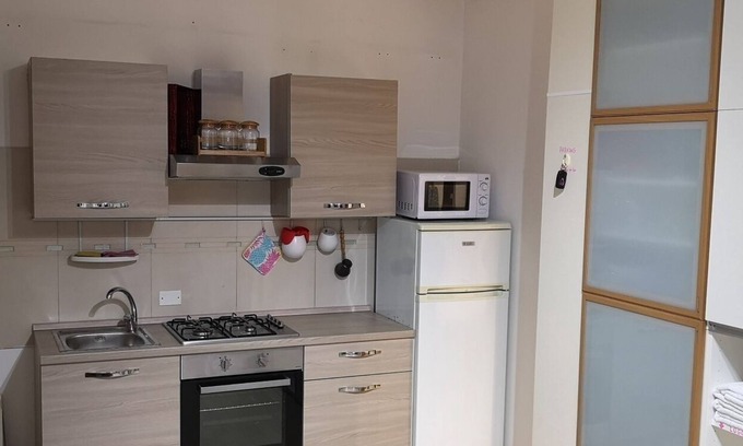 San Trovaso Apartment | 2018 renewed cozy apartment in Private area.