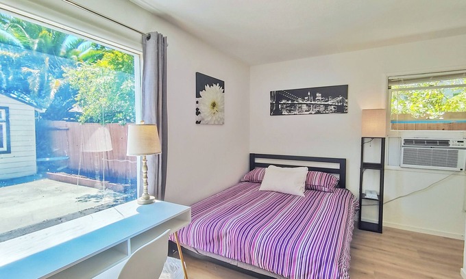 Redwood City Apartment | 214B - Cozy Studio with AC & Kitchen near Stanford