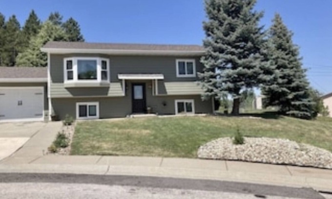 Blackhawk House | 25 minutes to Sturgis Rally!