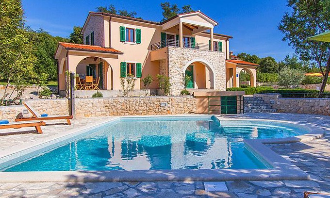 Stanisovi House | 260 m² House ∙ 5 bedrooms ∙ 10 guests