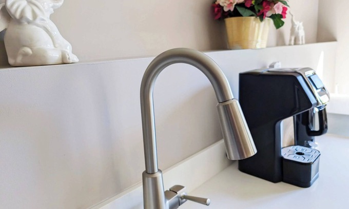 Northwest Calgary House | 2B1B comfortable suite