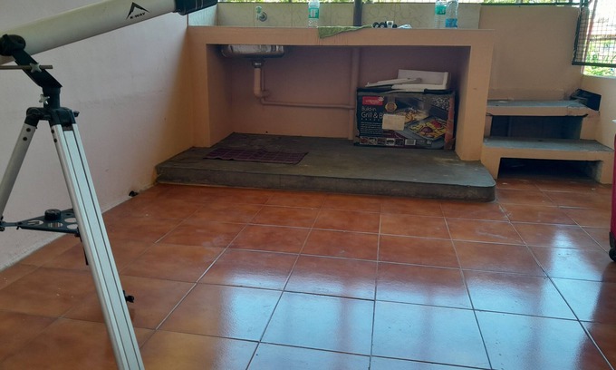 Edapalli House | 2BHK Residence - Prime Location in Kochi with WiFi, AC