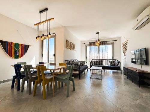 Ain Sokhna House | 2BR Chalet with Direct Pool Access Ein Bay