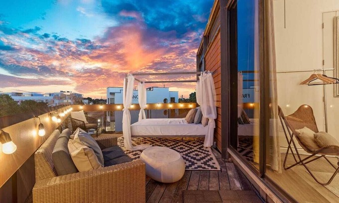 Central East Austin Condo | 2BR Designer Condo East Downtown Austin