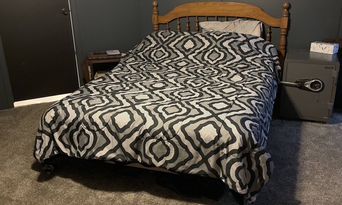 Akin House | 3 bed, 2 bath house in a country setting! Ready for the eclipse!