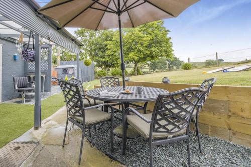 Forden House | 3 Bed in Forden oc-c30173