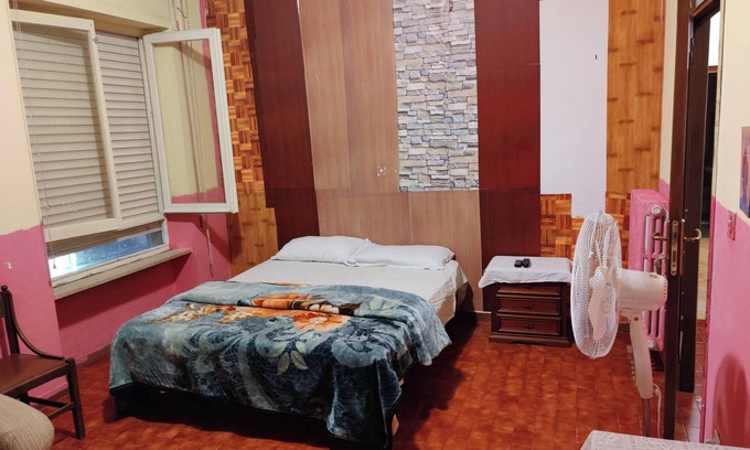 Rosora Apartment | 3 bed - Sleeps 6 - Mountain View - Parking - Pets