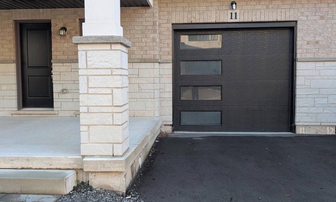 Welland House | 3 Bedroom 2.5 washroom close to Niagara Falls and Welland Canal