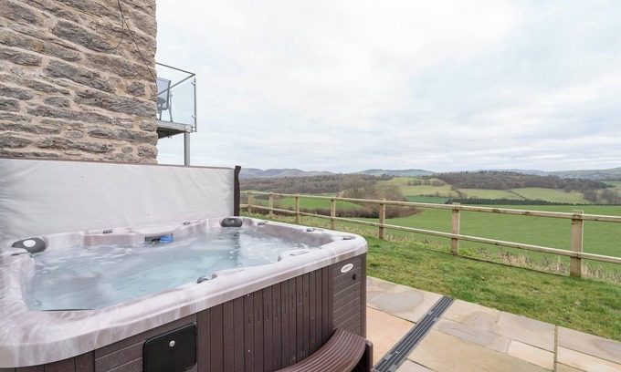 Graigfechan Cottage | 3 bedroom accommodation in Pwllglas, near Ruthin