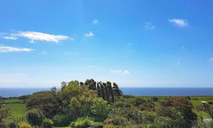 Mynytho Cottage | 3 bedroom accommodation in Aberdaron, Lleyn Peninsula