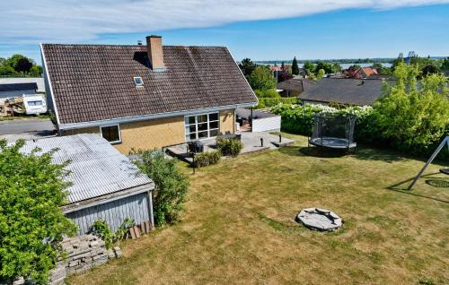 Kalvehave House | 3 Bedroom Awesome Home In Kalvehave