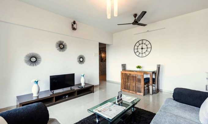 Kandivali East Apartment | 3 BHK SUITE (Gagal Home)