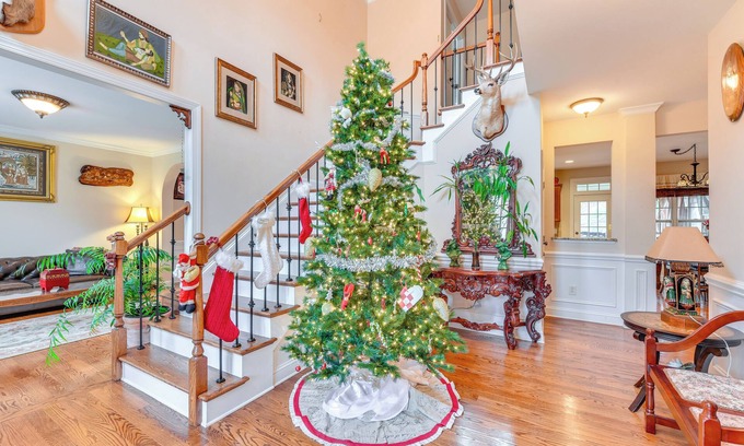 Fort Mill House | 3 Mi to Carowinds: Retreat w/On-Site Fishing