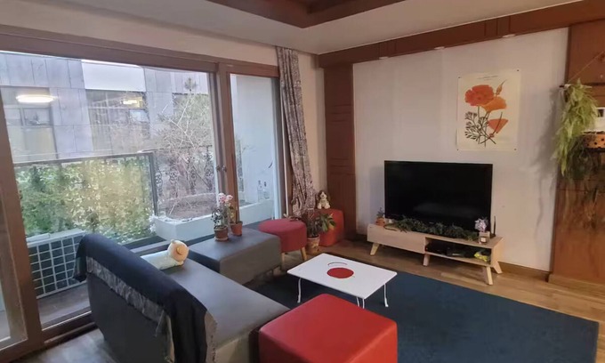 Itaewon Villa | 3-room/2-bathroom in Luxury Villa Near Itaewon Main st.
