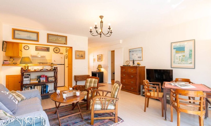 La Trinite-sur-Mer Apartment | 3-room Apt + studio, 90m² for 5 ppl, La Trinité-sur-Mer